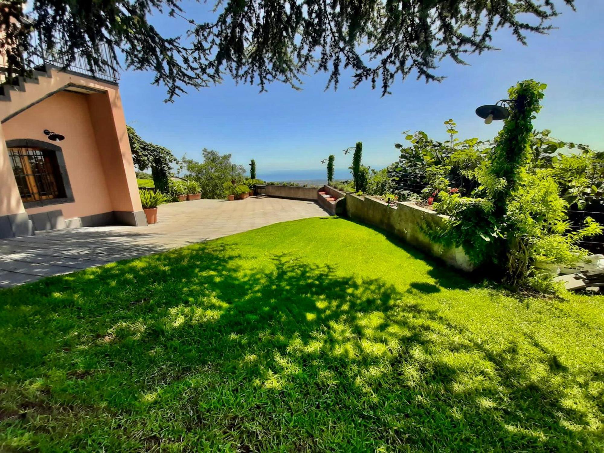 Tenuta Kiwi Dell'Etna Мило Экстерьер фото